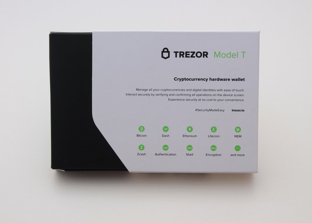 TREZOR T Verpackung verschlossen Rückseite